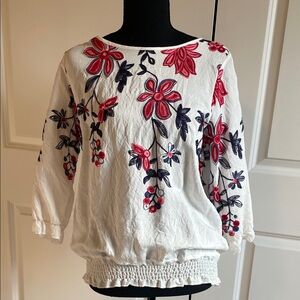 Kindred (Anthropologie) Floral Embroidered Blouse Size Medium